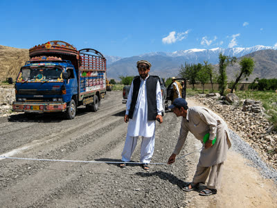 Dari Noor Road, Nangarhar province, 2009
