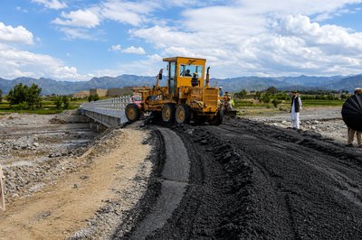 Farkhar–Warsaj Road, CH 00–51, Takhar province, 2010